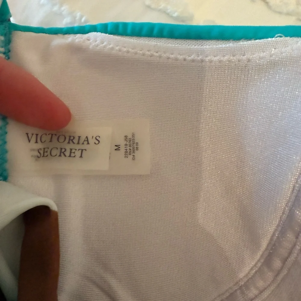 Vintage 2009 Victorias Secret Bikini Top - Picture 4 of 4